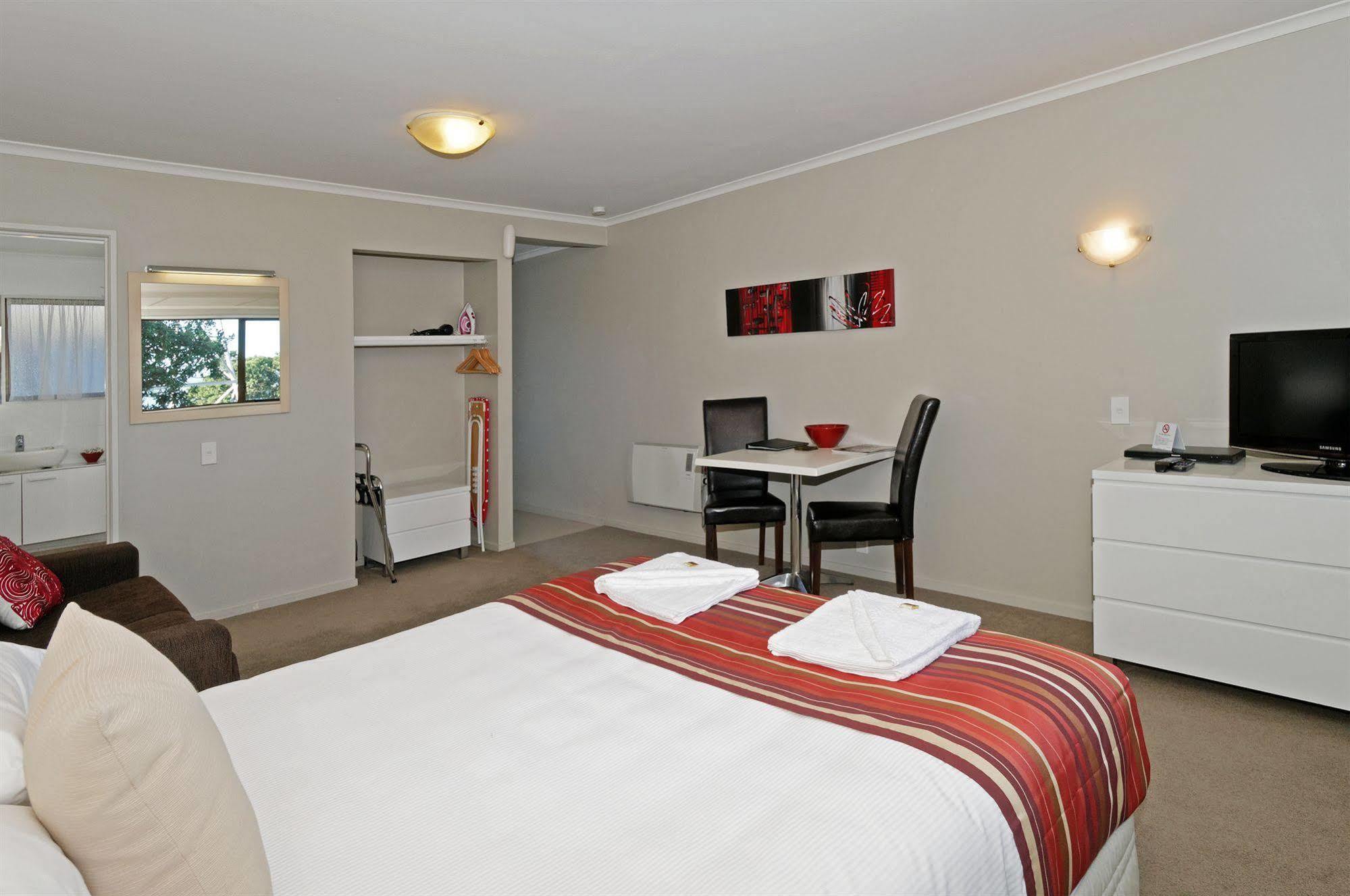 Airport Harbour Motel Auckland Extérieur photo
